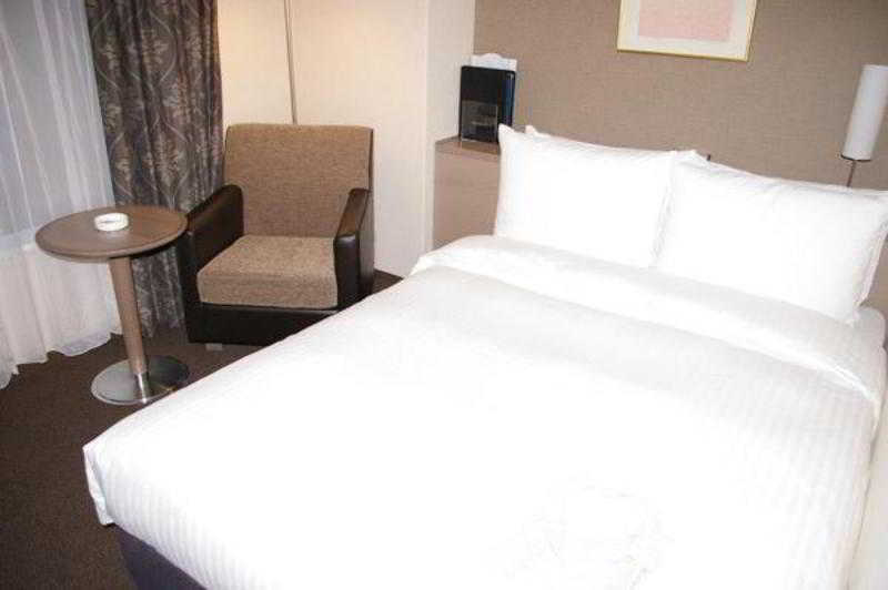 Hotel Leopalace Hakata Фукуока Экстерьер фото